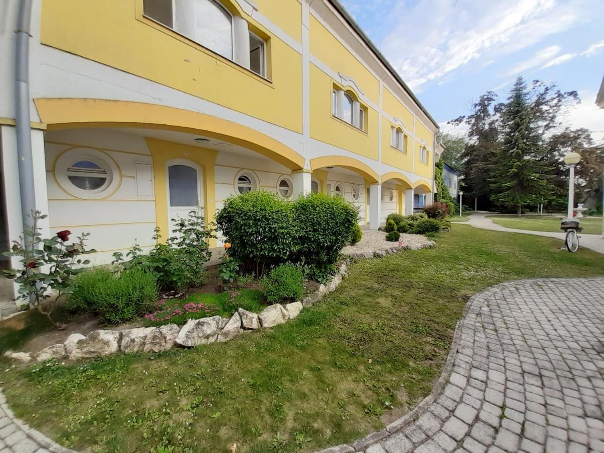 Thermal Garden Mosonmagyaróvár Eksteriør billede